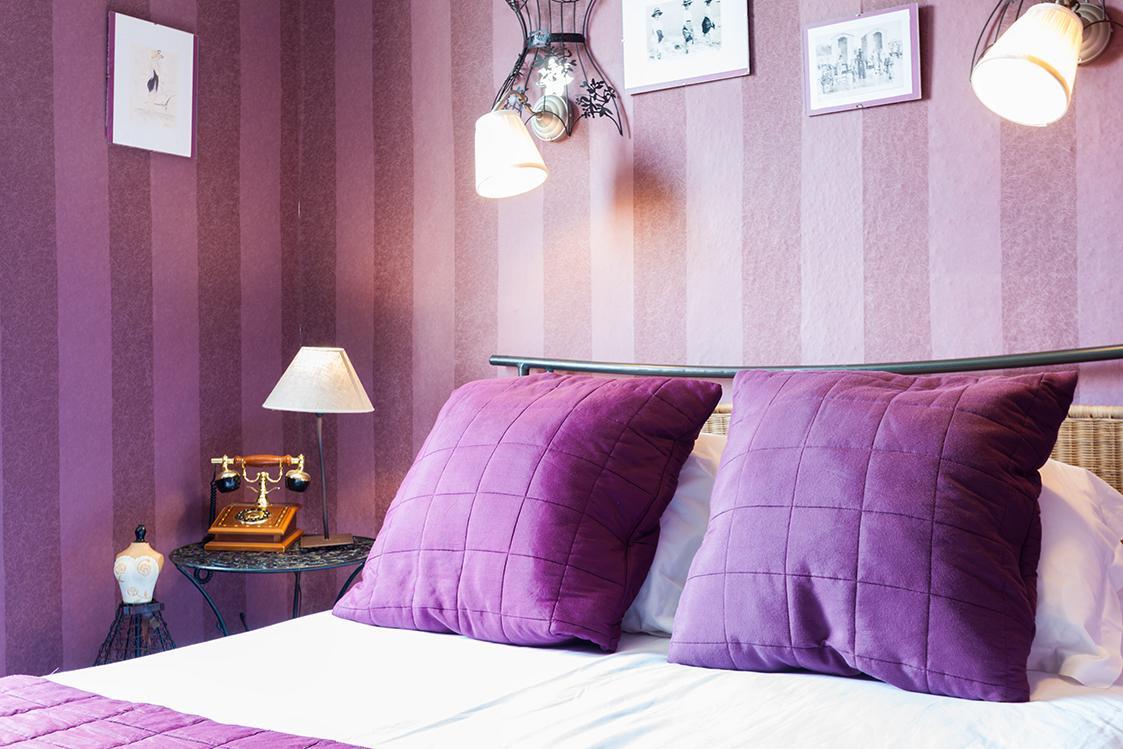 Отель Logis Le Relais Sarrasin Vezenobres Экстерьер фото